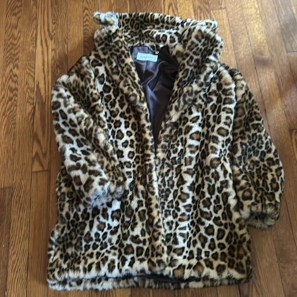 Calvin Klein Faux Leopard Coat - Picture 1 of 5
